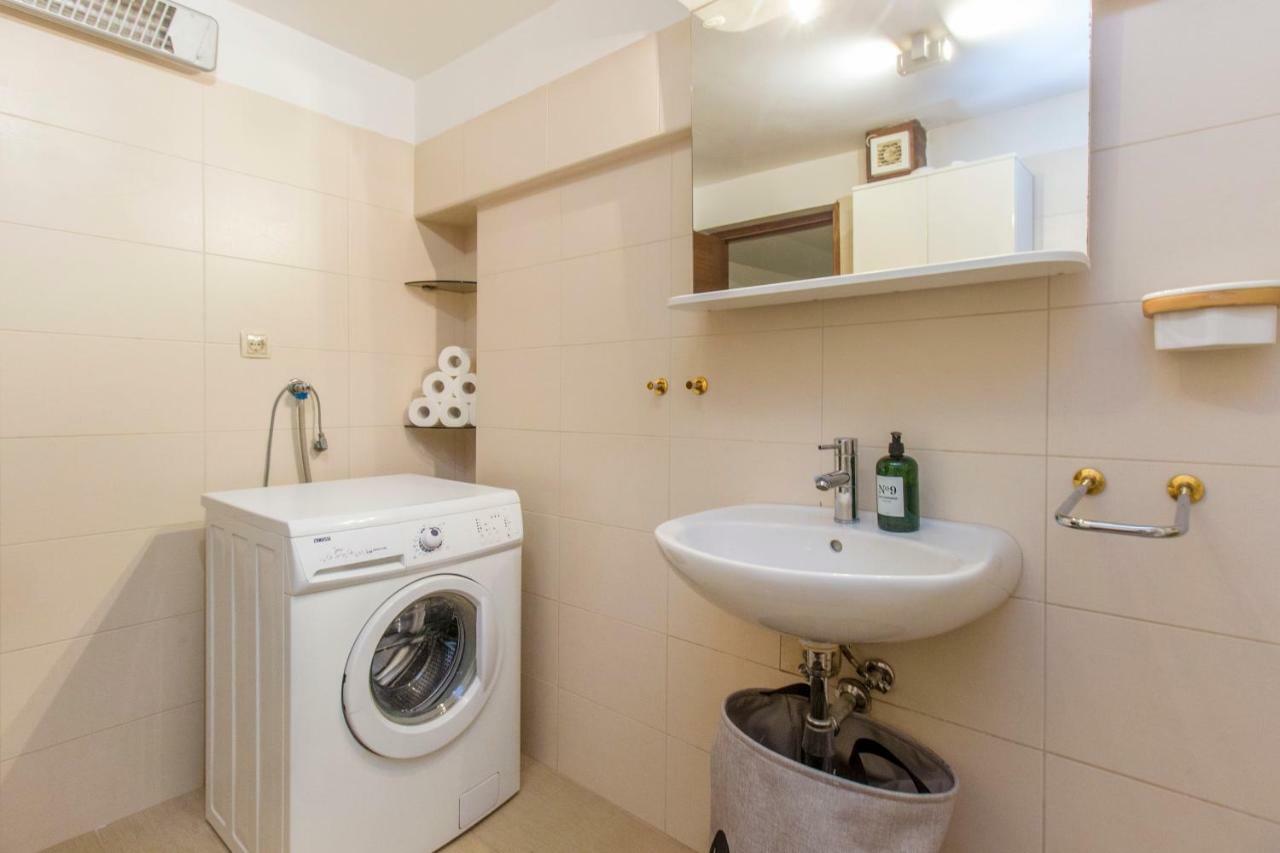Apartment Ivan City Center シベニク エクステリア 写真